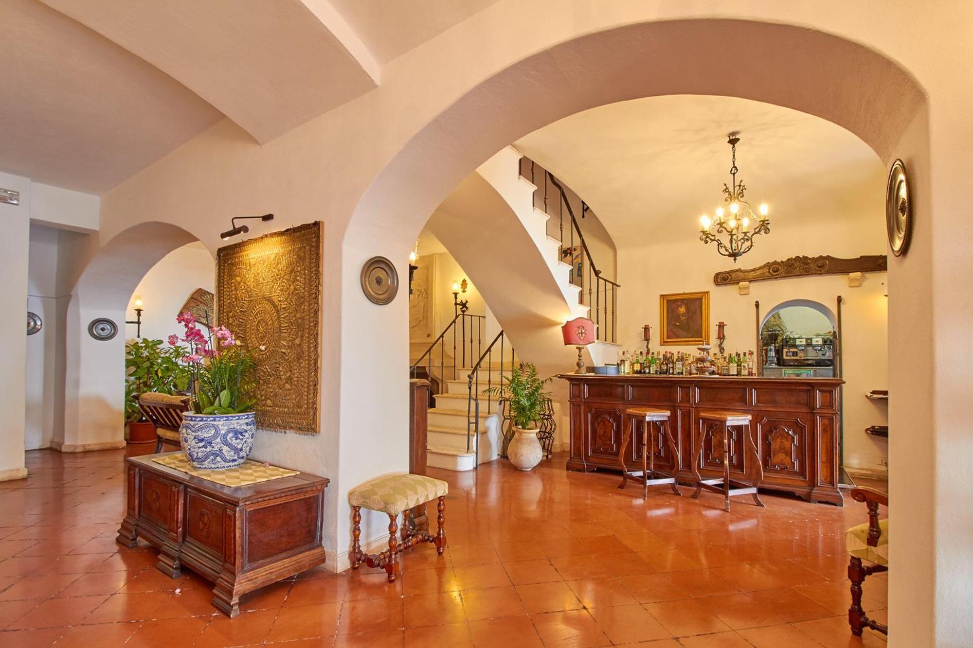 Hotel Punta Est Finale Ligure Exterior photo