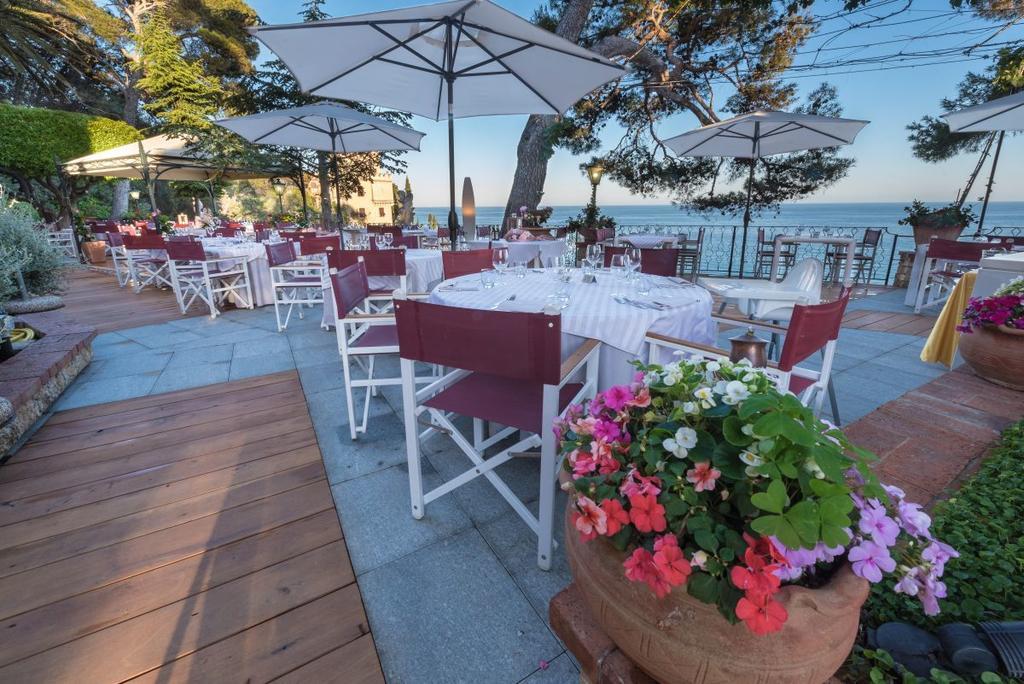Hotel Punta Est Finale Ligure Exterior photo